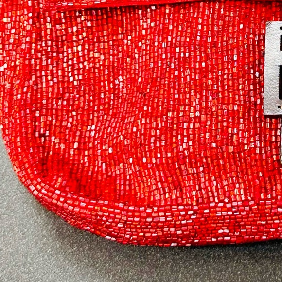 Rare Fendi Limited Edition Red Beaded Baguette - Picture 3 of 11